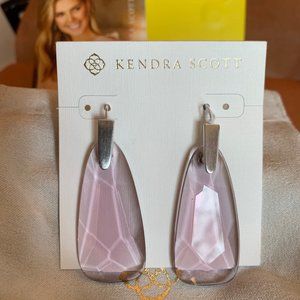 Kendra Scott Maize Earrings in soft mauve pink